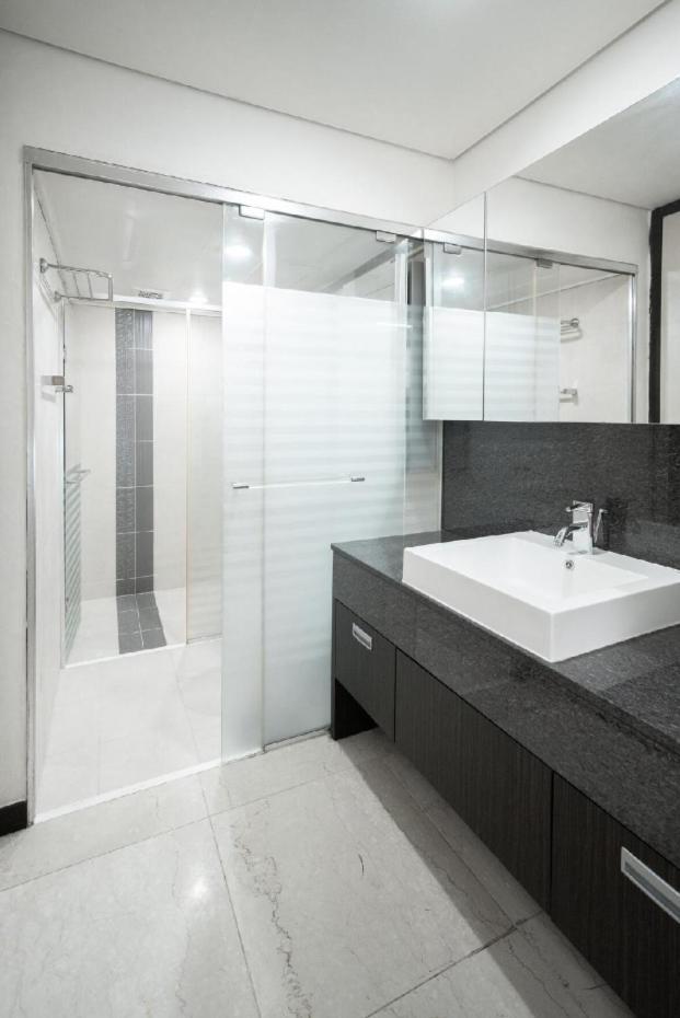 Gangnam 100m 3 Bedrooms 2 Private Bathrooms M Ceo 1 Minute To Coex Fully Furnished 3bdr 2bath Appartamento